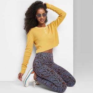 Women's High-Waisted Classic Leggings - Wild Fable™- Multiple Sizes